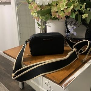 Leather Crossbody Bag
MARC JACOBS